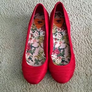 Rocket Dog Wedge Heel Shoes - Red